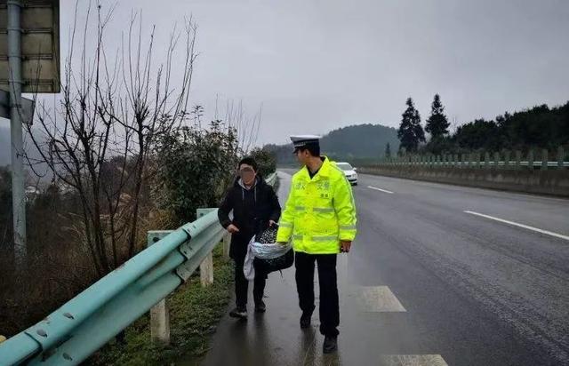 萍乡交通瞬间，温情脉脉，事故后续暖心报道